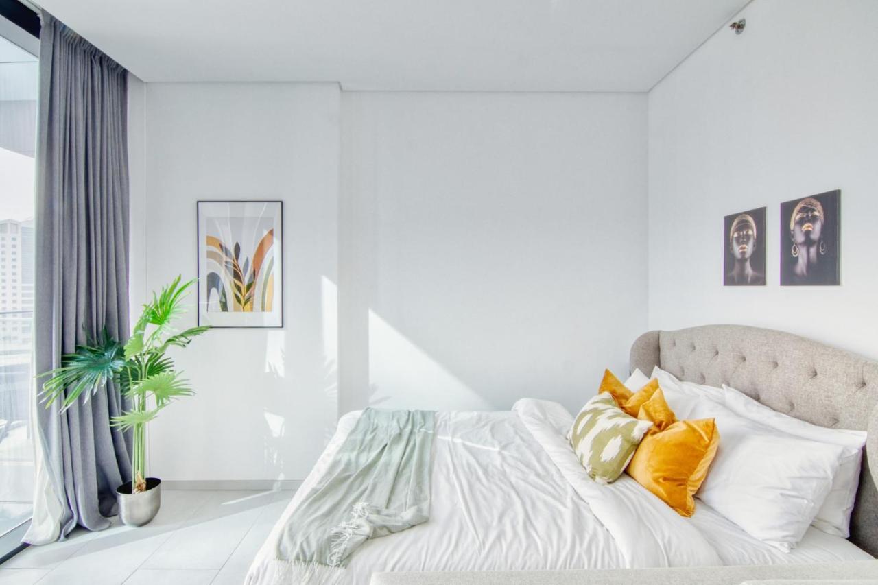 Luxury Studios With Burj Khalifa Or Canal View In Downtown - Marquise Square Tower Dubaj Zewnętrze zdjęcie