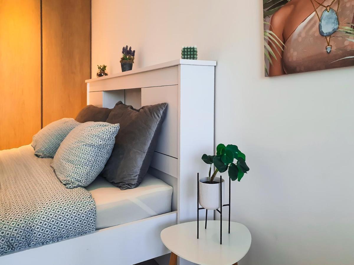 Luxury Studios With Burj Khalifa Or Canal View In Downtown - Marquise Square Tower Dubaj Zewnętrze zdjęcie
